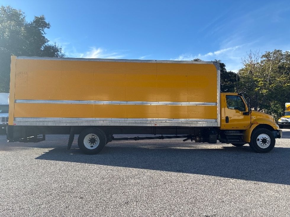 Medium Duty Box Truck-Light and Medium Duty Trucks-International-2021-MV607-Pensacola-FL-195,163\n\t\tmiles-$ 43,000 - Image 15