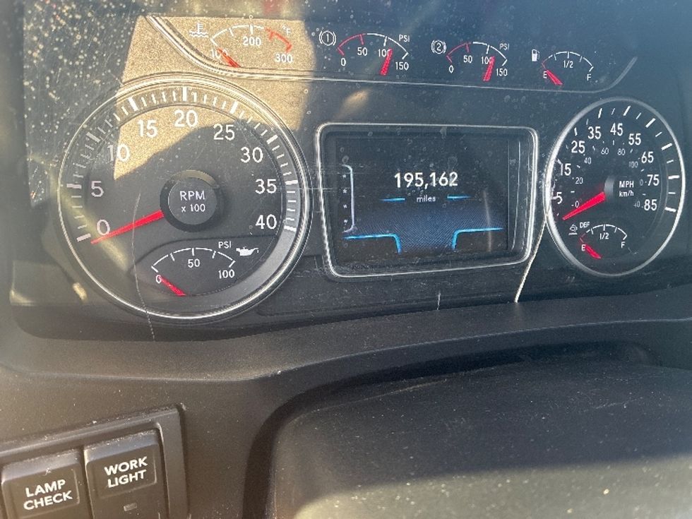 Medium Duty Box Truck-Light and Medium Duty Trucks-International-2021-MV607-Pensacola-FL-195,163\n\t\tmiles-$ 43,000 - Image 25