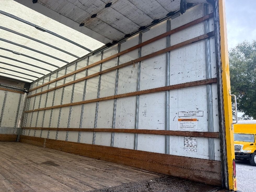 Medium Duty Box Truck-Light and Medium Duty Trucks-International-2021-MV607-Pensacola-FL-217,845\n\t\tmiles-$ 39,750 - Image 12