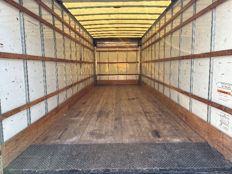 Medium Duty Box Truck-Light and Medium Duty Trucks-International-2021-MV607-Pensacola-FL-218,351\n\t\tmiles-$ 39,500 - Image 10