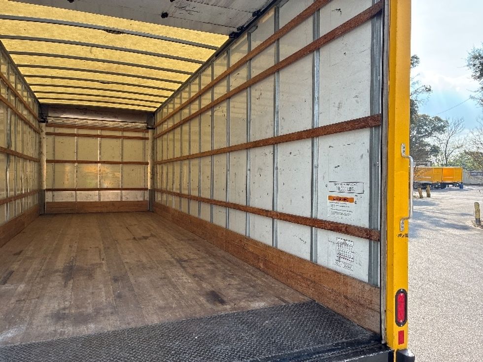 Medium Duty Box Truck-Light and Medium Duty Trucks-International-2021-MV607-Pensacola-FL-218,351\n\t\tmiles-$ 39,500 - Image 12