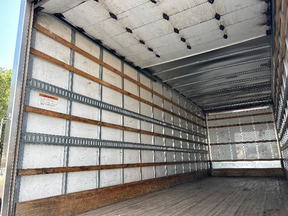 Medium Duty Box Truck-Light and Medium Duty Trucks-International-2021-MV607-Pensacola-FL-221,827\n\t\tmiles-$ 45,750 - Image 11