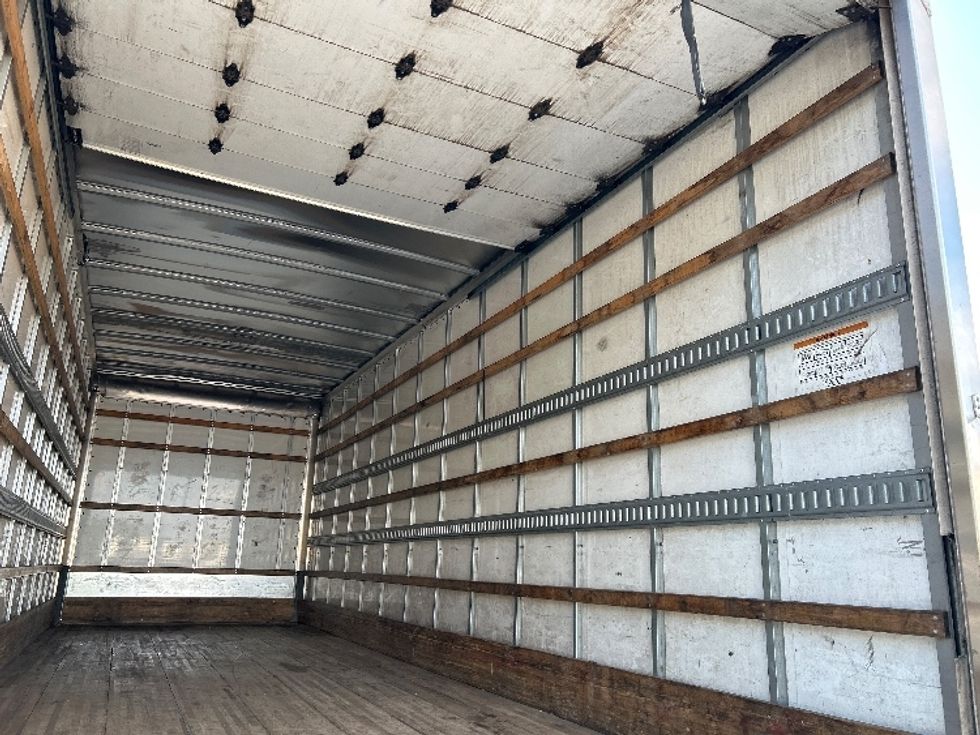 Medium Duty Box Truck-Light and Medium Duty Trucks-International-2021-MV607-Pensacola-FL-221,827\n\t\tmiles-$ 45,750 - Image 12