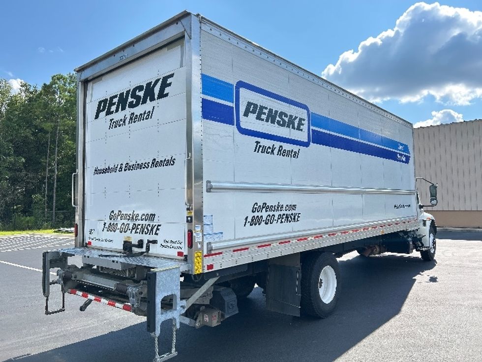 Medium Duty Box Truck-Light and Medium Duty Trucks-International-2021-MV607-Pensacola-FL-221,827\n\t\tmiles-$ 45,750 - Image 13