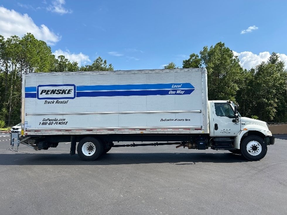 Medium Duty Box Truck-Light and Medium Duty Trucks-International-2021-MV607-Pensacola-FL-221,827\n\t\tmiles-$ 45,750 - Image 15