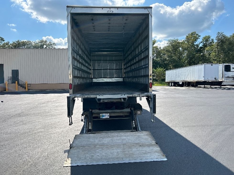Medium Duty Box Truck-Light and Medium Duty Trucks-International-2021-MV607-Pensacola-FL-221,827\n\t\tmiles-$ 45,750 - Image 9