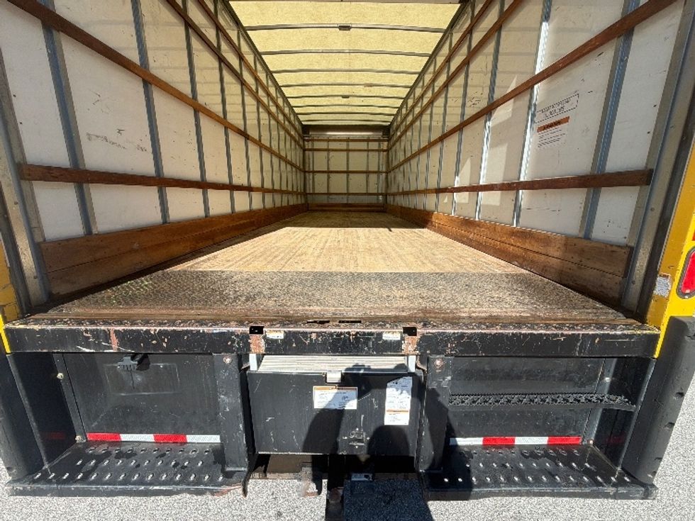 Medium Duty Box Truck-Light and Medium Duty Trucks-International-2021-MV607-Pensacola-FL-231,418\n\t\tmiles-$ 34,250 - Image 10