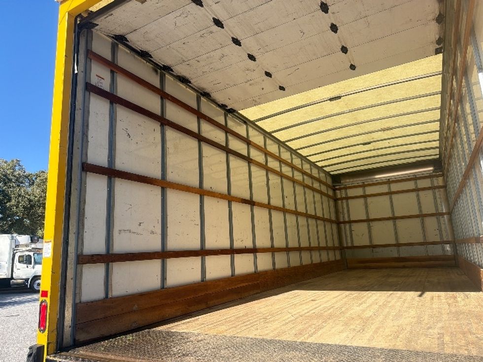 Medium Duty Box Truck-Light and Medium Duty Trucks-International-2021-MV607-Pensacola-FL-231,418\n\t\tmiles-$ 34,250 - Image 11