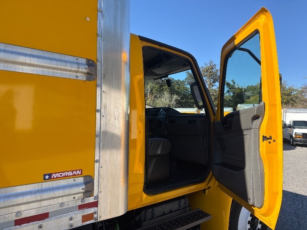 Medium Duty Box Truck-Light and Medium Duty Trucks-International-2021-MV607-Pensacola-FL-231,418\n\t\tmiles-$ 34,250 - Image 19