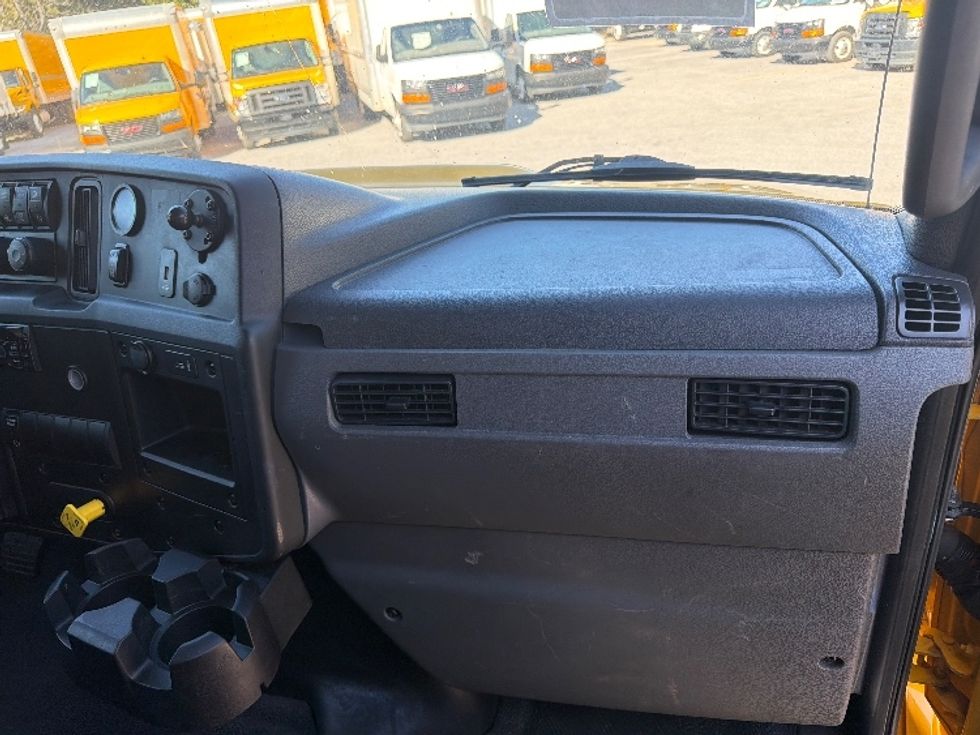 Medium Duty Box Truck-Light and Medium Duty Trucks-International-2021-MV607-Pensacola-FL-231,418\n\t\tmiles-$ 34,250 - Image 20