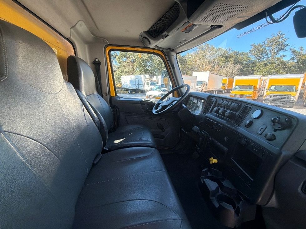 Medium Duty Box Truck-Light and Medium Duty Trucks-International-2021-MV607-Pensacola-FL-231,418\n\t\tmiles-$ 34,250 - Image 21