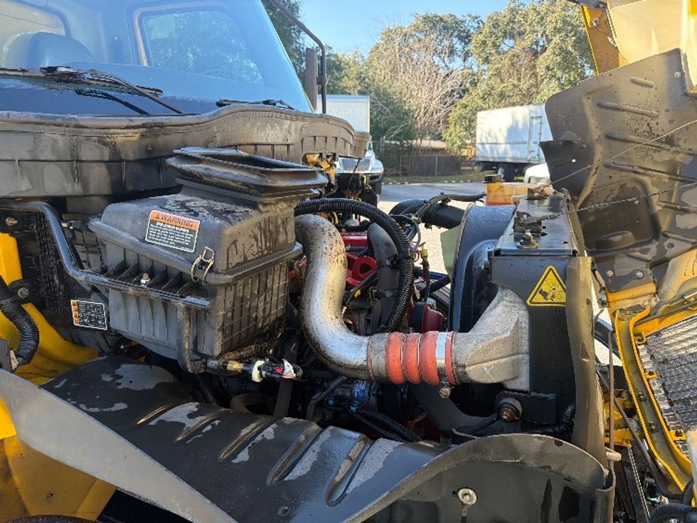 Medium Duty Box Truck-Light and Medium Duty Trucks-International-2021-MV607-Pensacola-FL-231,418\n\t\tmiles-$ 34,250 - Image 22