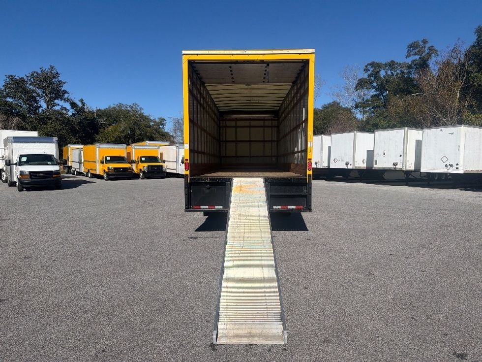 Medium Duty Box Truck-Light and Medium Duty Trucks-International-2021-MV607-Pensacola-FL-231,418\n\t\tmiles-$ 34,250 - Image 9