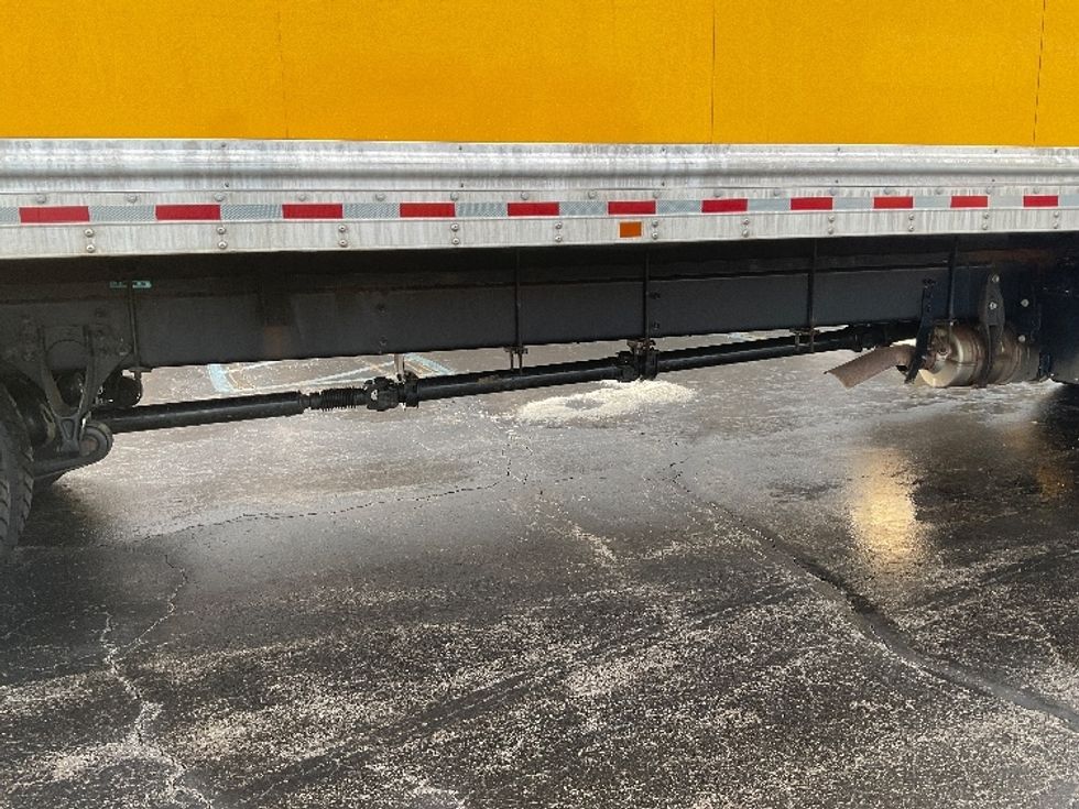 Medium Duty Box Truck-Light and Medium Duty Trucks-International-2021-MV607-Perrysburg-OH-204,998\n\t\tmiles-$ 39,250 - Image 13
