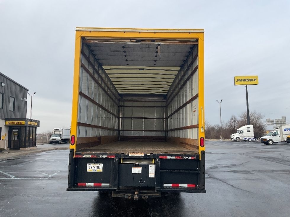 Medium Duty Box Truck-Light and Medium Duty Trucks-International-2021-MV607-Perrysburg-OH-204,998\n\t\tmiles-$ 39,250 - Image 8