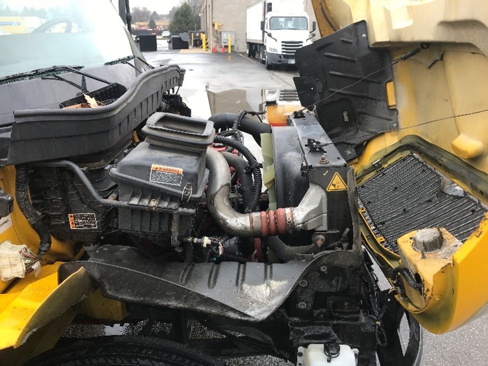 Medium Duty Box Truck-Light and Medium Duty Trucks-International-2021-MV607-Pewaukee-WI-173,637\n\t\tmiles-$ 45,250 - Image 21