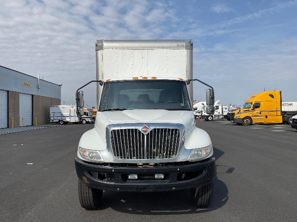Medium Duty Box Truck-Light and Medium Duty Trucks-International-2021-MV607-Philadelphia-PA-218,488\n\t\tmiles-$ 44,750 - Image 2
