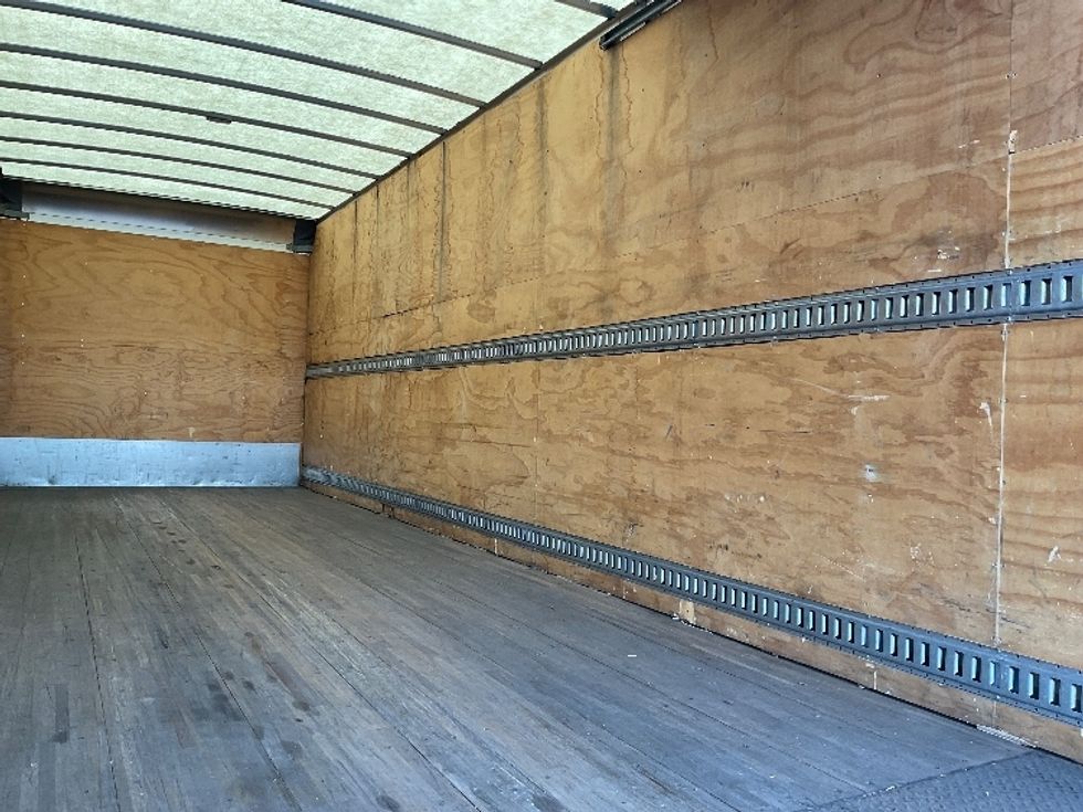 Medium Duty Box Truck-Light and Medium Duty Trucks-International-2021-MV607-Philadelphia-PA-218,488\n\t\tmiles-$ 44,750 - Image 12