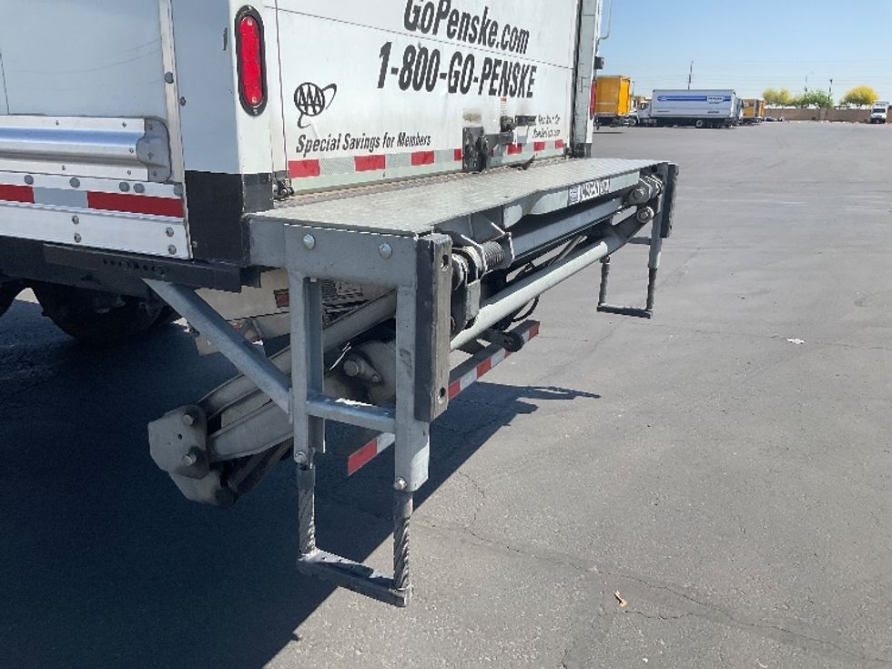 Medium Duty Box Truck-Light and Medium Duty Trucks-International-2021-MV607-Phoenix-AZ-118,478\n\t\tmiles-$ 66,750 - Image 25