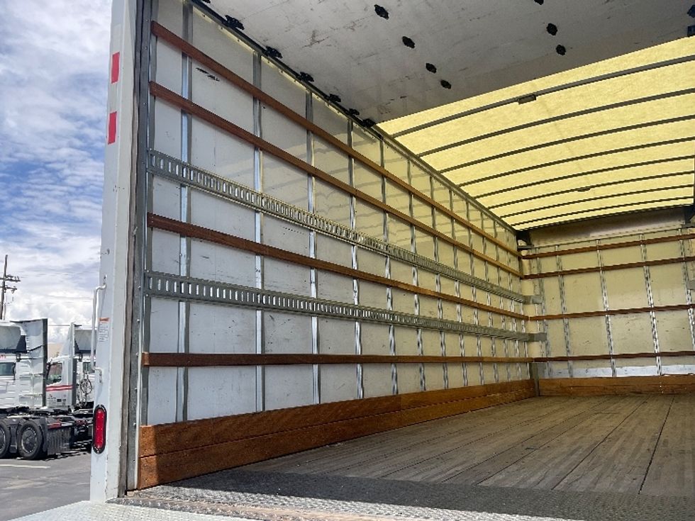 Medium Duty Box Truck-Light and Medium Duty Trucks-International-2021-MV607-Phoenix-AZ-123,022\n\t\tmiles-$ 67,500 - Image 11