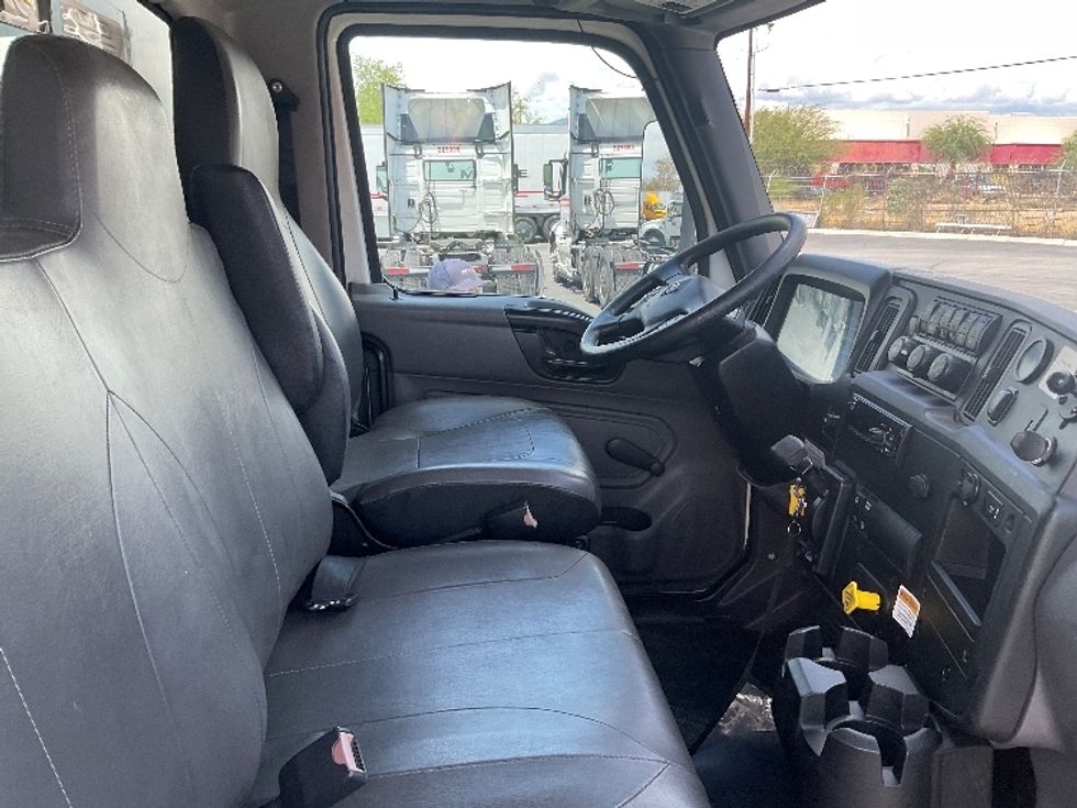 Medium Duty Box Truck-Light and Medium Duty Trucks-International-2021-MV607-Phoenix-AZ-123,022\n\t\tmiles-$ 67,500 - Image 22