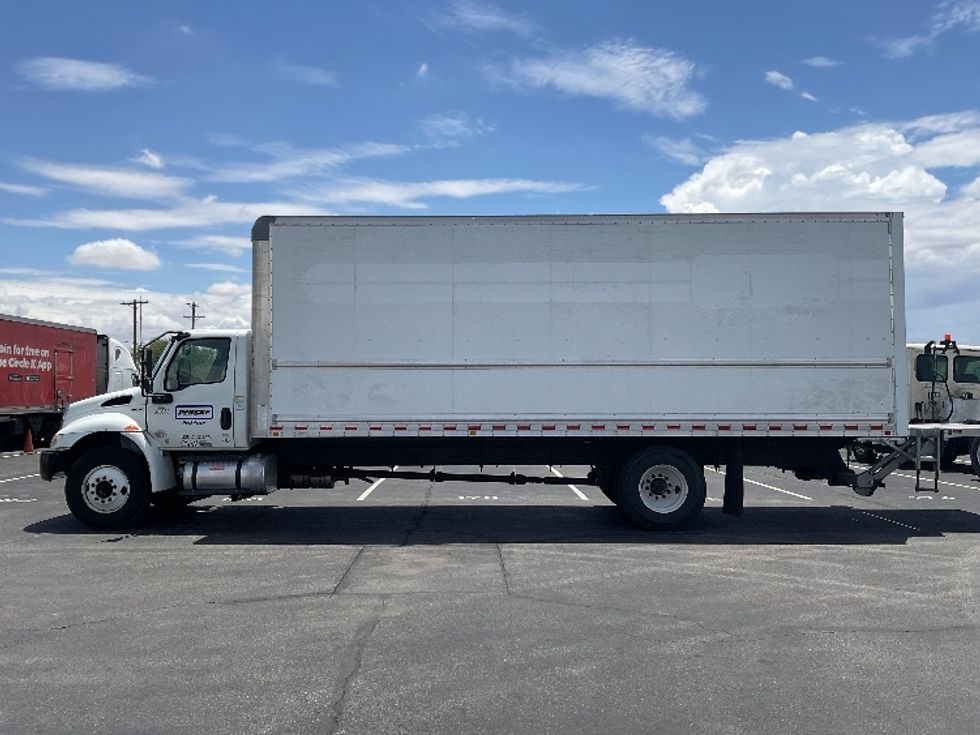 Medium Duty Box Truck-Light and Medium Duty Trucks-International-2021-MV607-Phoenix-AZ-123,022\n\t\tmiles-$ 67,500 - Image 4
