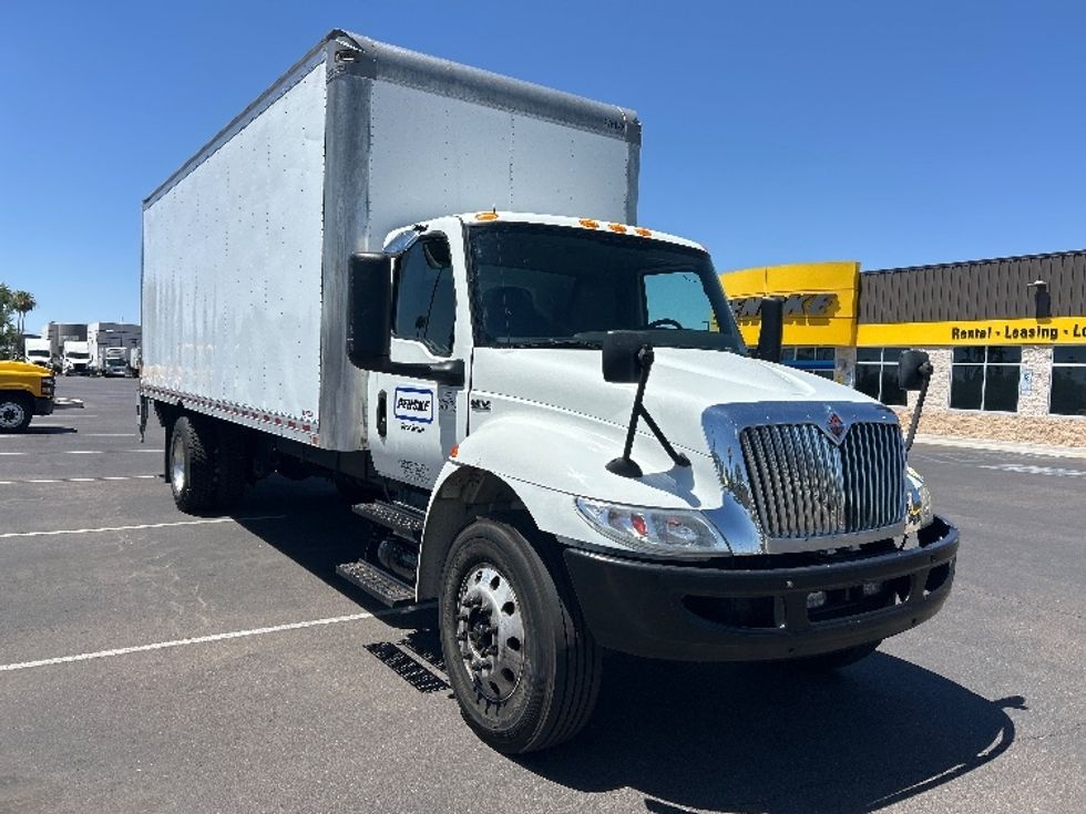 Medium Duty Box Truck-Light and Medium Duty Trucks-International-2021-MV607-Phoenix-AZ-150,884\n\t\tmiles-$ 58,000 - Image 1