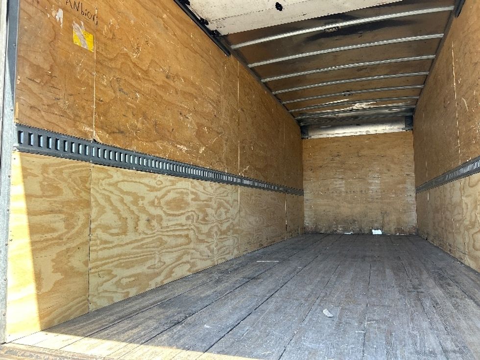 Medium Duty Box Truck-Light and Medium Duty Trucks-International-2021-MV607-Phoenix-AZ-150,884\n\t\tmiles-$ 58,000 - Image 11