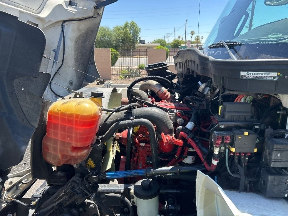Medium Duty Box Truck-Light and Medium Duty Trucks-International-2021-MV607-Phoenix-AZ-150,884\n\t\tmiles-$ 58,000 - Image 24