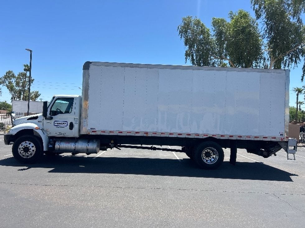 Medium Duty Box Truck-Light and Medium Duty Trucks-International-2021-MV607-Phoenix-AZ-150,884\n\t\tmiles-$ 58,000 - Image 4