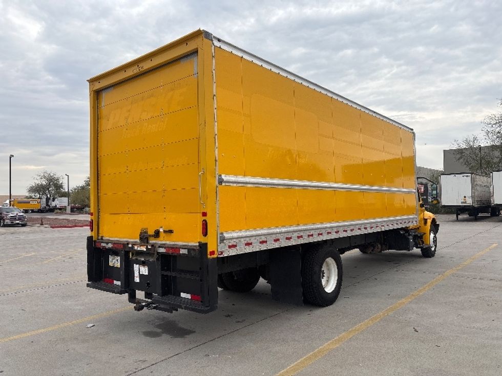 Medium Duty Box Truck-Light and Medium Duty Trucks-International-2021-MV607-Phoenix-AZ-176,562\n\t\tmiles-$ 45,750 - Image 13