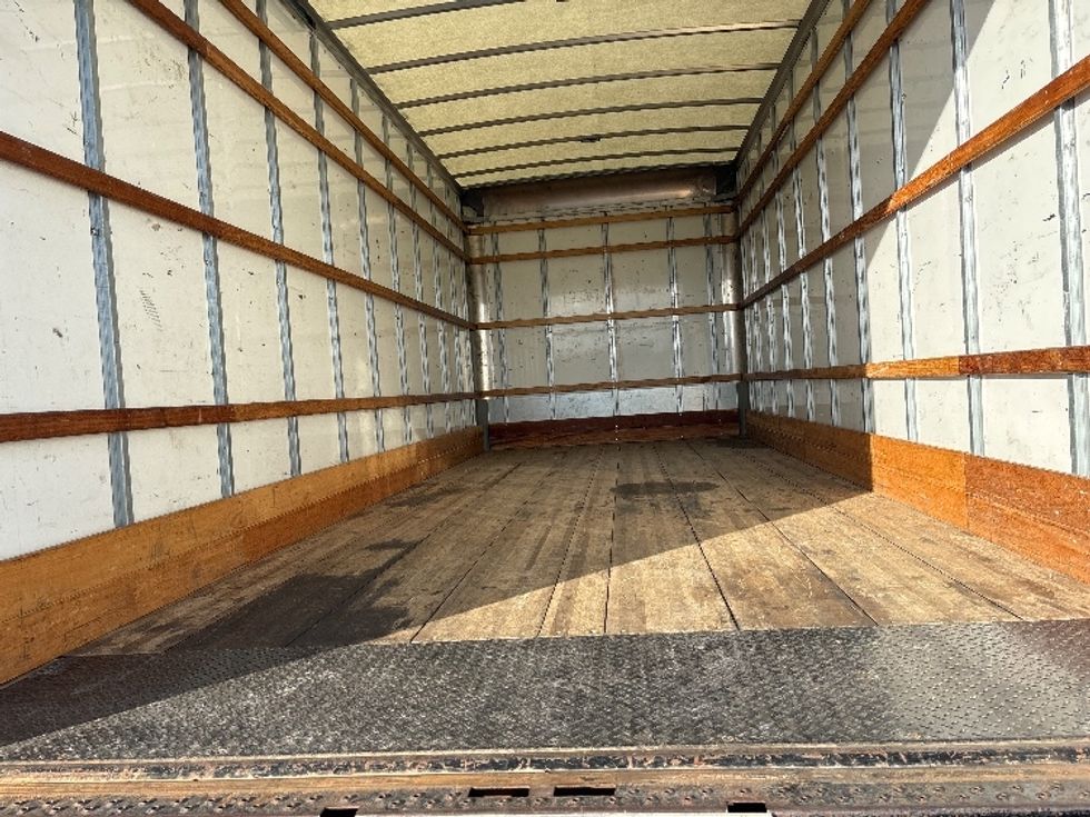 Medium Duty Box Truck-Light and Medium Duty Trucks-International-2021-MV607-Phoenix-AZ-177,046\n\t\tmiles-$ 39,500 - Image 10