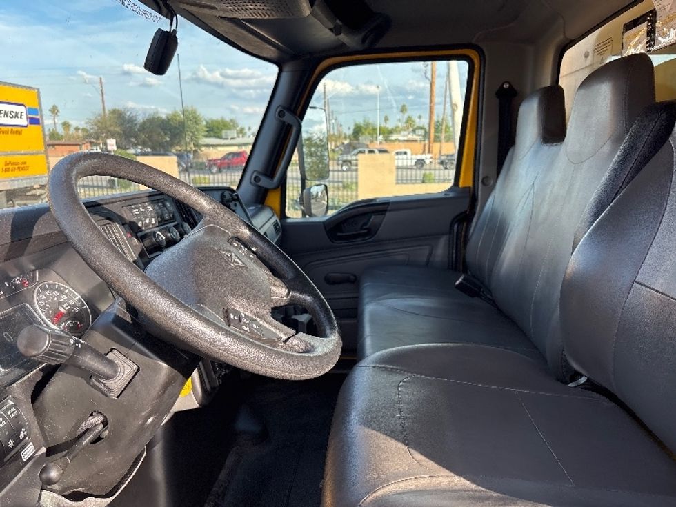 Medium Duty Box Truck-Light and Medium Duty Trucks-International-2021-MV607-Phoenix-AZ-177,046\n\t\tmiles-$ 39,500 - Image 19