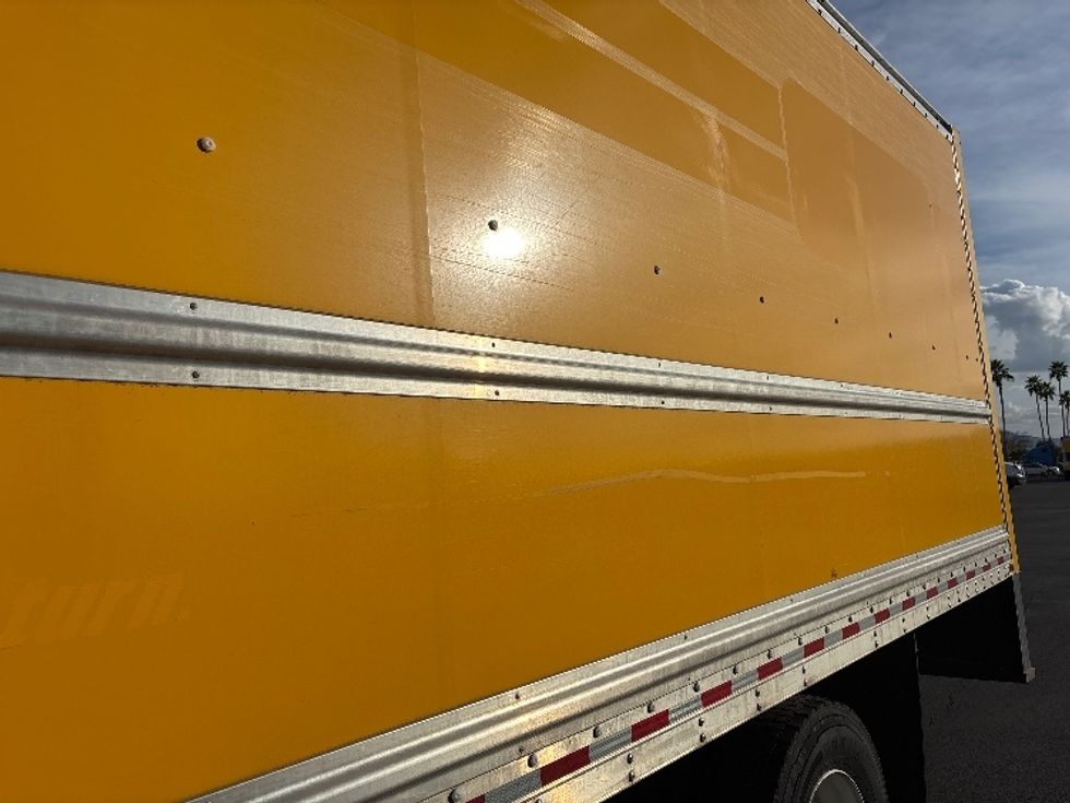 Medium Duty Box Truck-Light and Medium Duty Trucks-International-2021-MV607-Phoenix-AZ-177,046\n\t\tmiles-$ 39,500 - Image 26