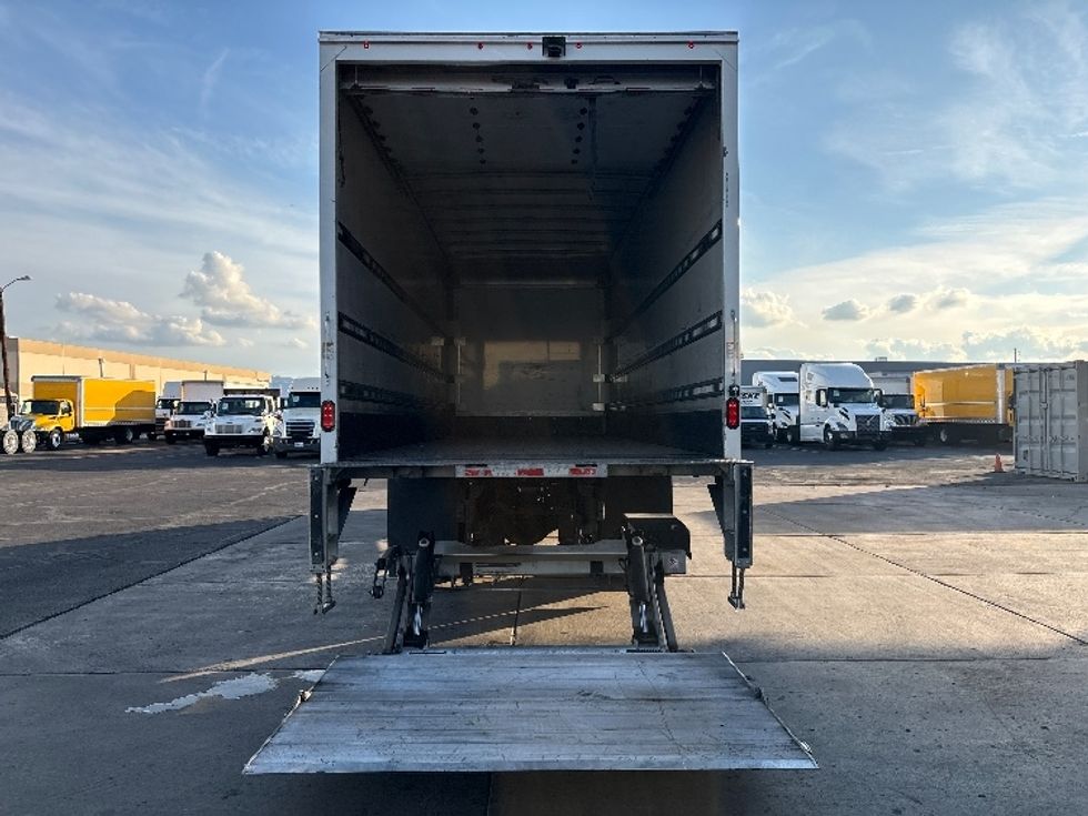 Medium Duty Box Truck-Light and Medium Duty Trucks-International-2021-MV607-Phoenix-AZ-179,832\n\t\tmiles-$ 51,250 - Image 9