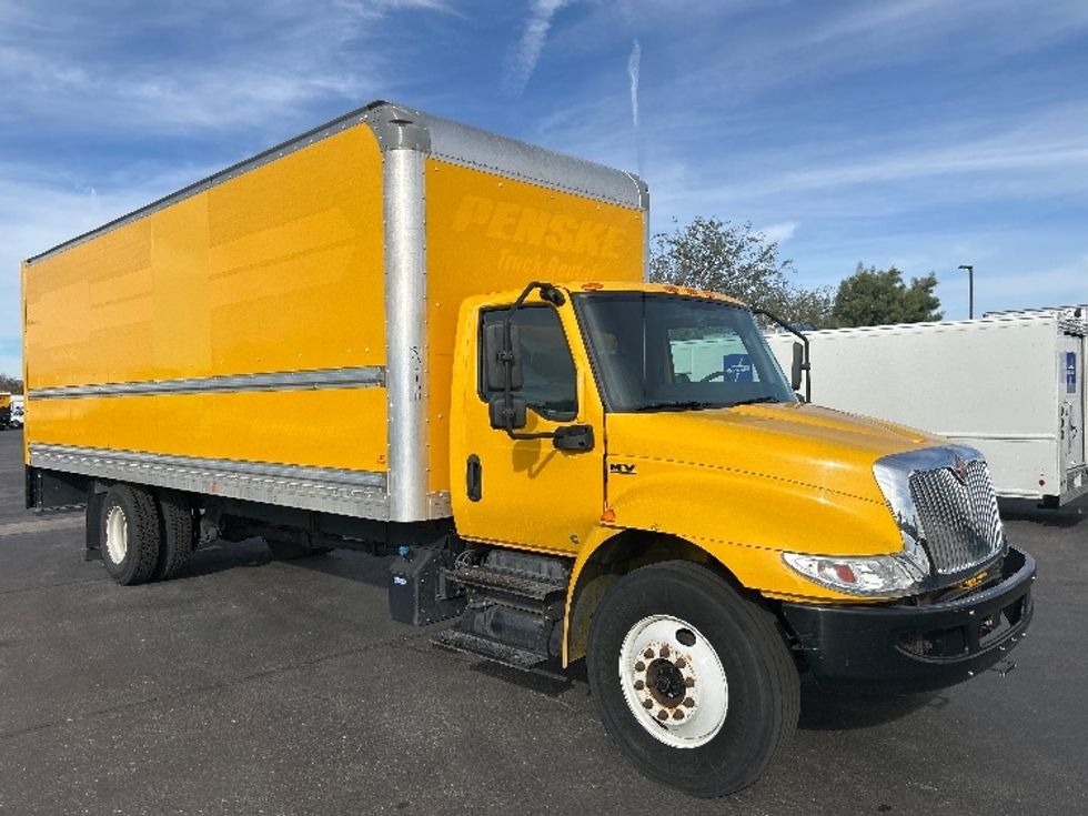 Medium Duty Box Truck-Light and Medium Duty Trucks-International-2021-MV607-Phoenix-AZ-187,613\n\t\tmiles-$ 44,000 - Image 1