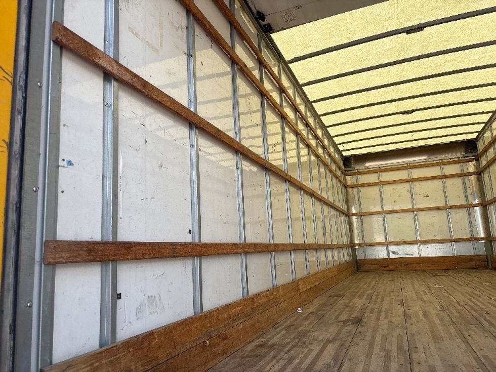 Medium Duty Box Truck-Light and Medium Duty Trucks-International-2021-MV607-Phoenix-AZ-188,638\n\t\tmiles-$ 44,000 - Image 11