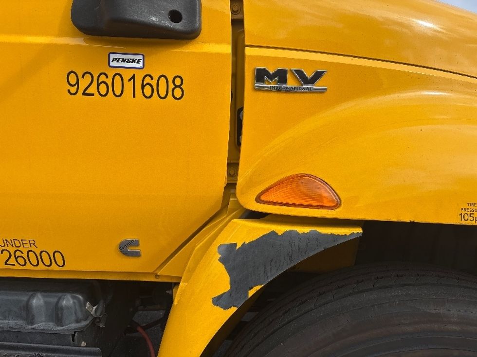 Medium Duty Box Truck-Light and Medium Duty Trucks-International-2021-MV607-Phoenix-AZ-188,638\n\t\tmiles-$ 44,000 - Image 27