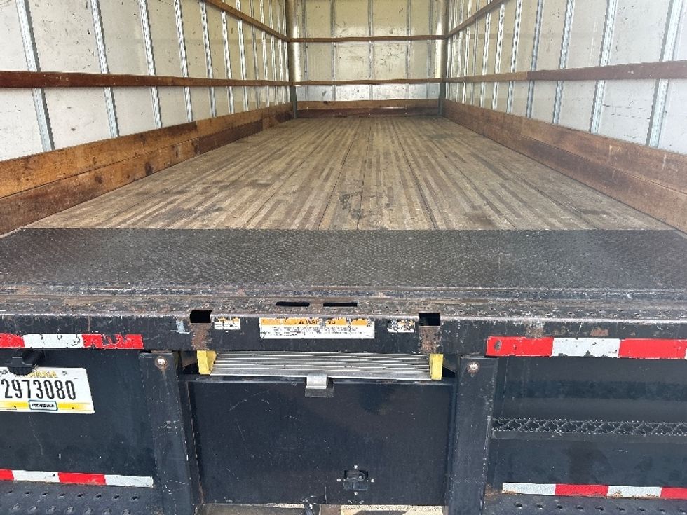 Medium Duty Box Truck-Light and Medium Duty Trucks-International-2021-MV607-Phoenix-AZ-197,002\n\t\tmiles-$ 42,750 - Image 9