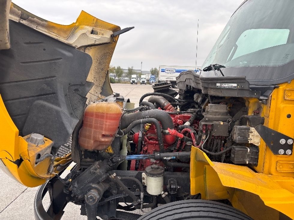 Medium Duty Box Truck-Light and Medium Duty Trucks-International-2021-MV607-Phoenix-AZ-201,046\n\t\tmiles-$ 42,000 - Image 24