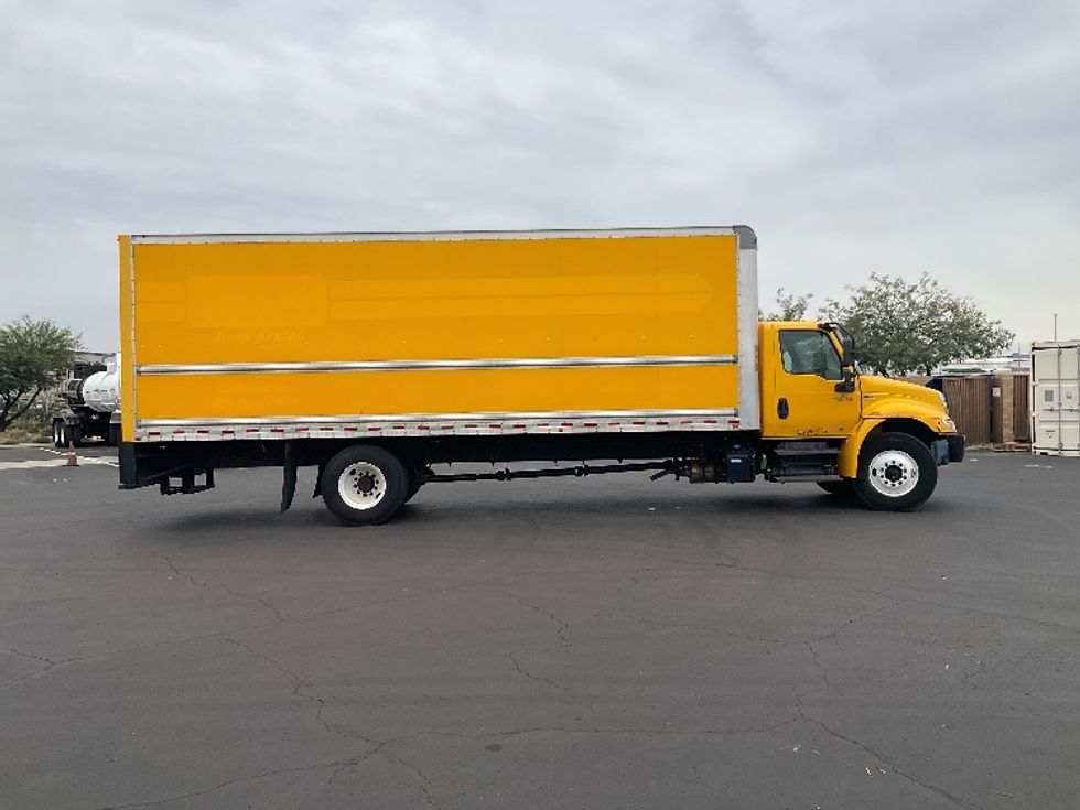 Medium Duty Box Truck-Light and Medium Duty Trucks-International-2021-MV607-Phoenix-AZ-203,676\n\t\tmiles-$ 41,750 - Image 15