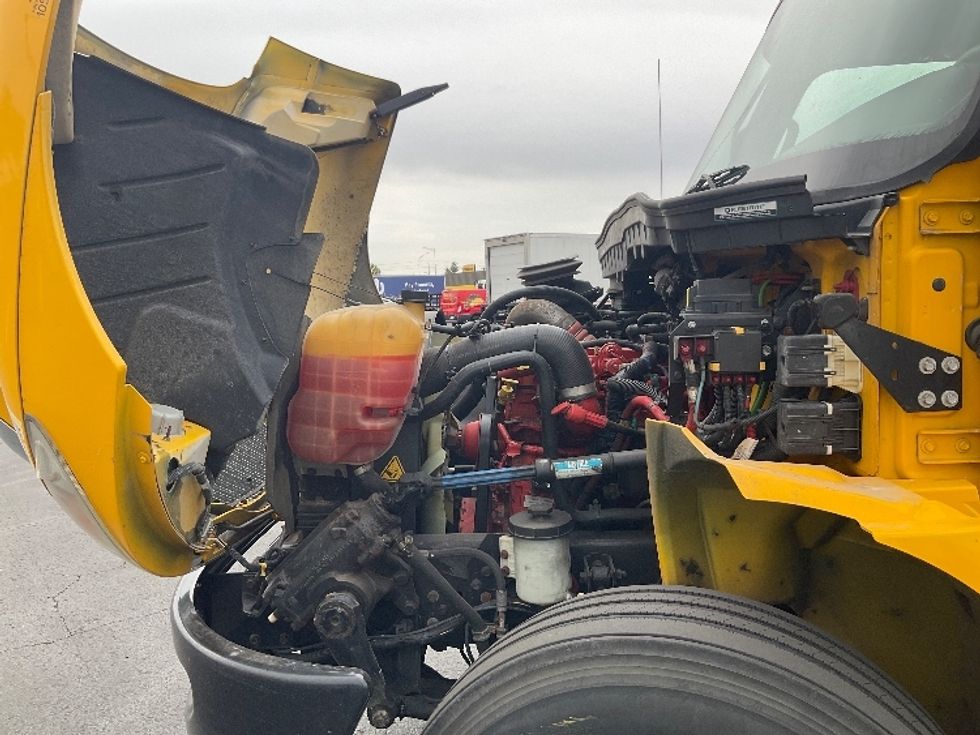 Medium Duty Box Truck-Light and Medium Duty Trucks-International-2021-MV607-Phoenix-AZ-203,676\n\t\tmiles-$ 41,750 - Image 24