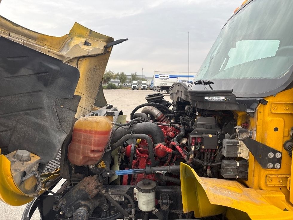 Medium Duty Box Truck-Light and Medium Duty Trucks-International-2021-MV607-Phoenix-AZ-207,276\n\t\tmiles-$ 41,250 - Image 23