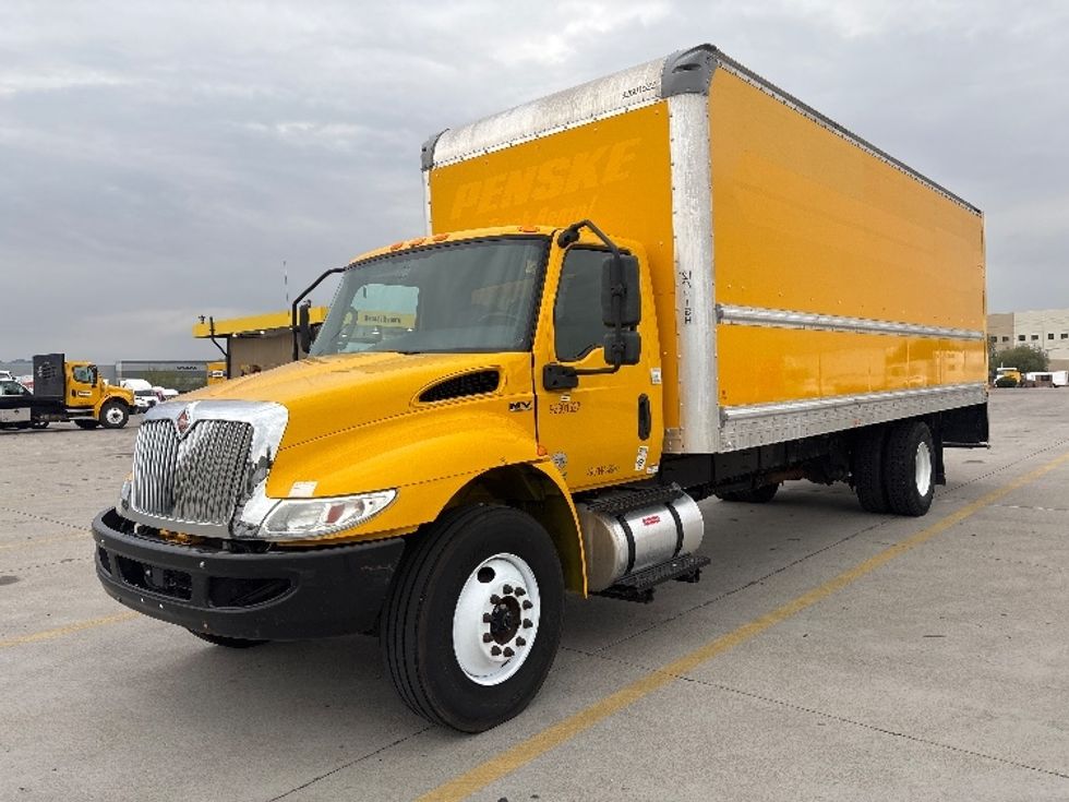Medium Duty Box Truck-Light and Medium Duty Trucks-International-2021-MV607-Phoenix-AZ-207,276\n\t\tmiles-$ 41,250 - Image 3
