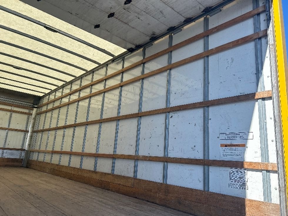 Medium Duty Box Truck-Light and Medium Duty Trucks-International-2021-MV607-Phoenix-AZ-208,408\n\t\tmiles-$ 41,000 - Image 11