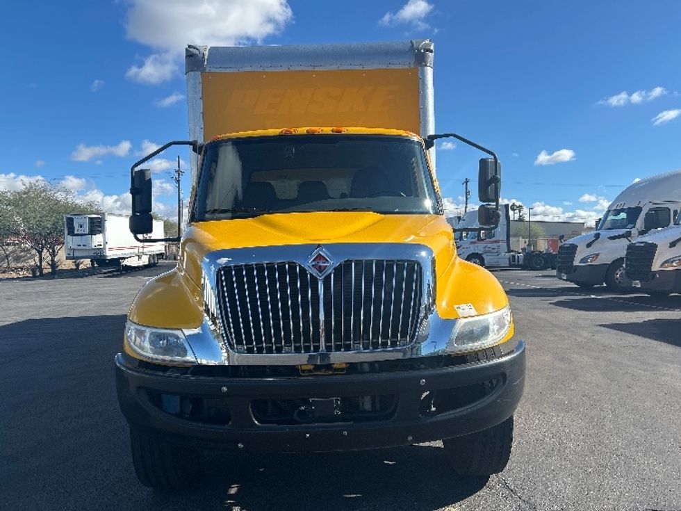 Medium Duty Box Truck-Light and Medium Duty Trucks-International-2021-MV607-Phoenix-AZ-208,408\n\t\tmiles-$ 41,000 - Image 2