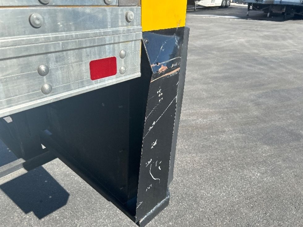 Medium Duty Box Truck-Light and Medium Duty Trucks-International-2021-MV607-Phoenix-AZ-208,408\n\t\tmiles-$ 41,000 - Image 24