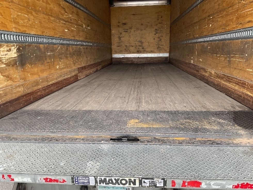 Medium Duty Box Truck-Light and Medium Duty Trucks-International-2021-MV607-Phoenix-AZ-210,128\n\t\tmiles-$ 49,250 - Image 10