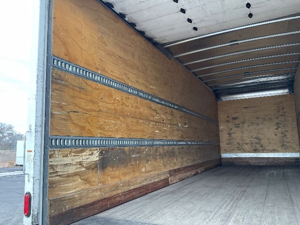 Medium Duty Box Truck-Light and Medium Duty Trucks-International-2021-MV607-Phoenix-AZ-210,128\n\t\tmiles-$ 49,250 - Image 11