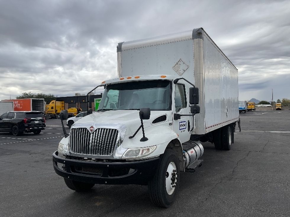 Medium Duty Box Truck-Light and Medium Duty Trucks-International-2021-MV607-Phoenix-AZ-210,128\n\t\tmiles-$ 49,250 - Image 3